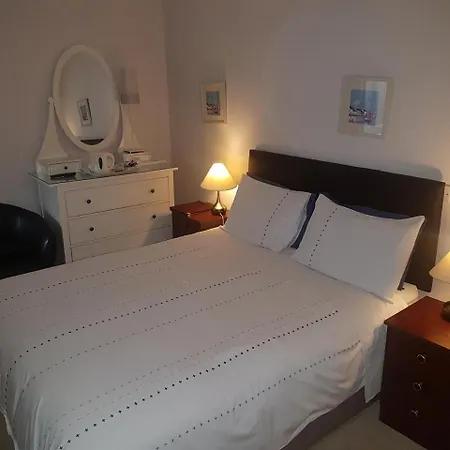 Ben Breen House Bed & Breakfast 4*